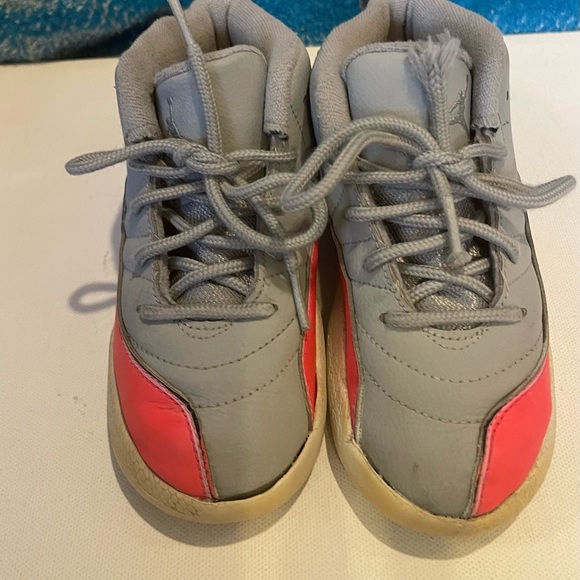 Nike Air Jordan 12 XII Retro Wolf Grey Racer - Picture 4 of 9